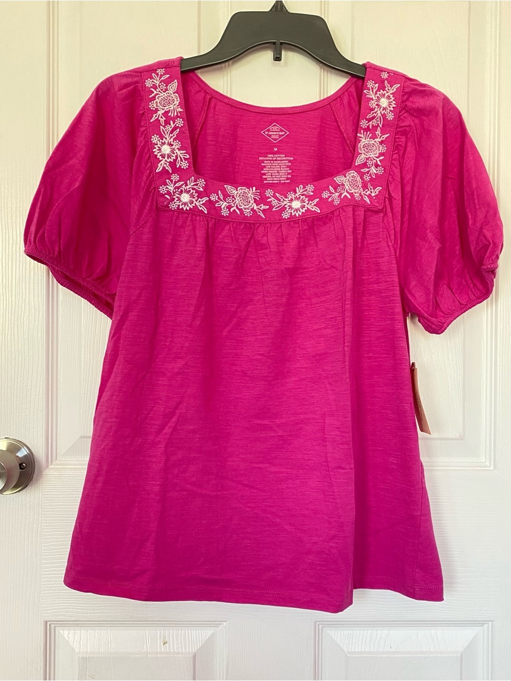 NEW St John’s Bay Embroidered Square-Neck Top in Fuchsia Pink size Medium